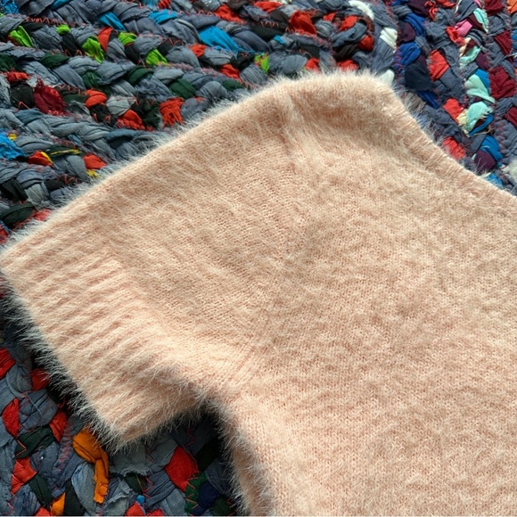 RVCA Pink Fuzzy Cropped Short Sleeve Sweater Women's Size Small Preppy Girly - Picture 11 of 16